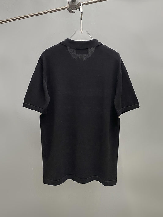 Neues Strick-T-Shirt