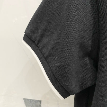 Polo à broderie carrée
