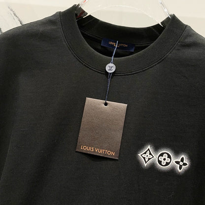 T-Shirt mit Tintenstrahlstickerei