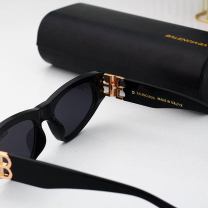 Lunettes de soleil carrées creuses œil de chat chic