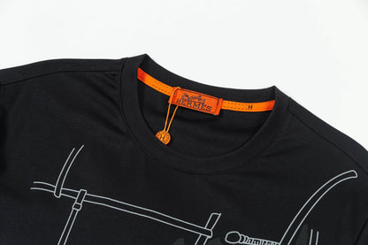 T-shirt imprimé outil