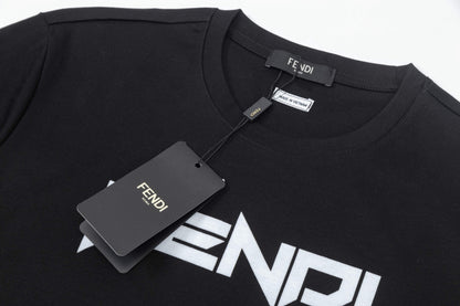 T-shirt imprimé lettre sur la poitrine