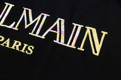 T-shirt brodé de lettres