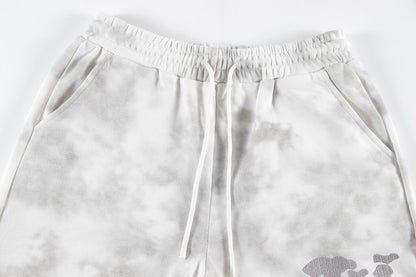 Short brodé à motif classique rendu