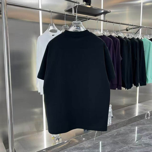 T-Shirt mit Silikon-Buchstaben