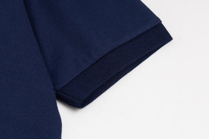 Polo à encolure avec lettres