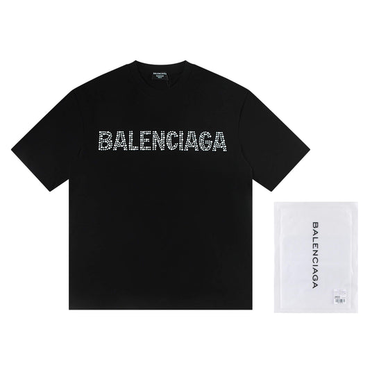 T-shirt à lettres ornées de bijoux