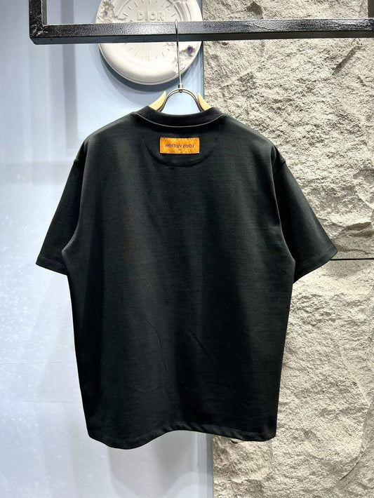 T-Shirt mit geripptem Muster und Stickerei