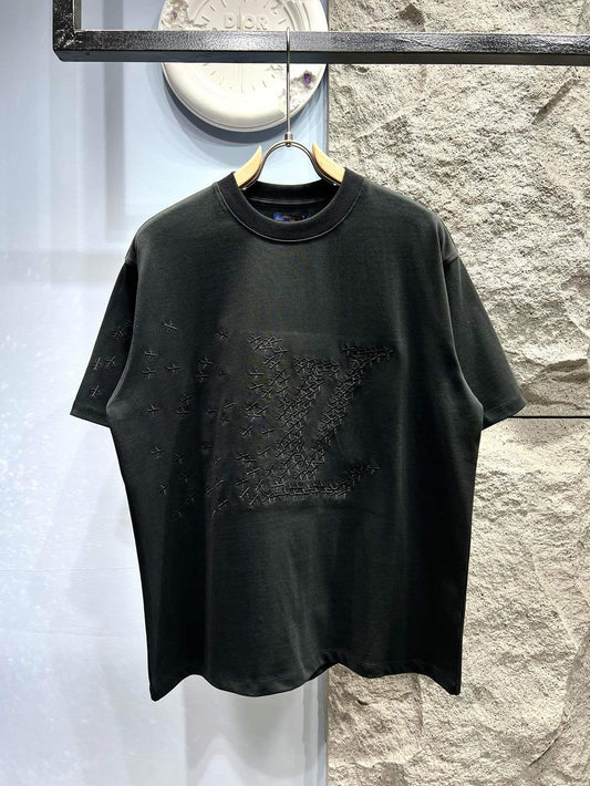 T-Shirt mit geripptem Muster und Stickerei