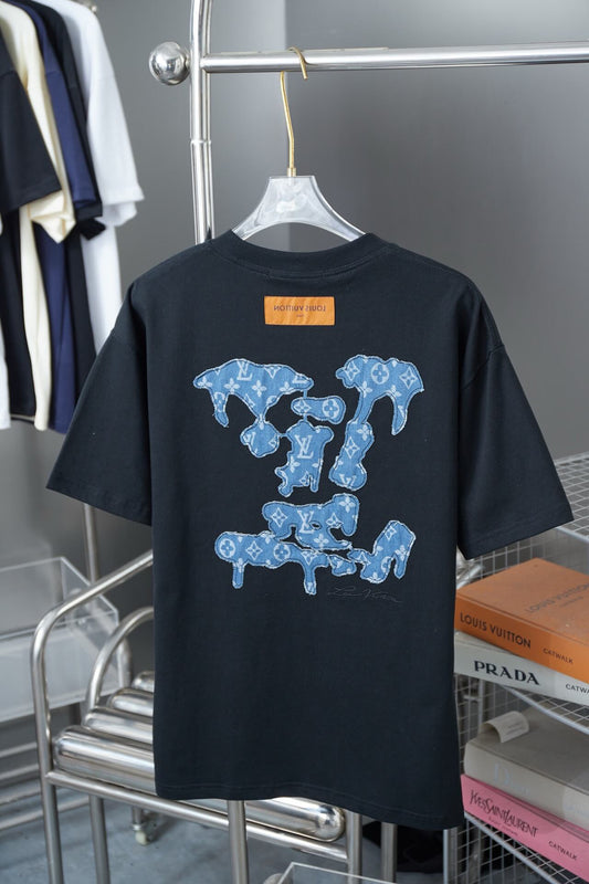 T-shirt patchwork en jean brodé