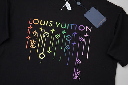 T-shirt imprimé à pompons colorés