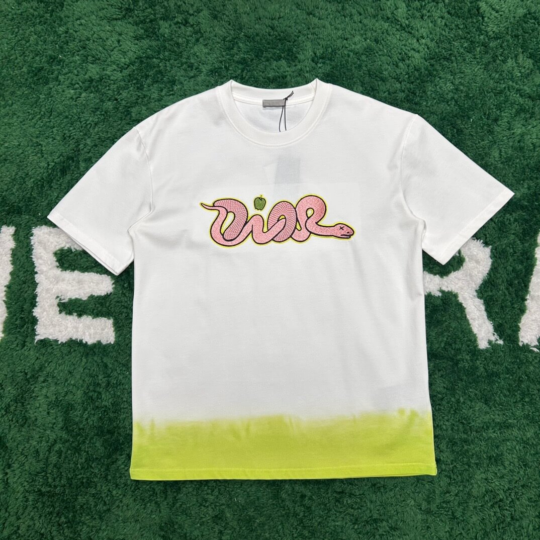 T-shirt brodé serpent 2025
