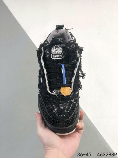 Baskets noires tendance