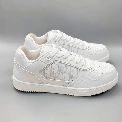 Klassische Sneaker