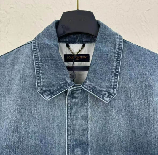 Chemise de travail classique en denim à manches courtes