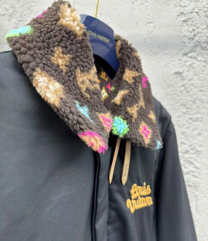 Bomberjacke aus Wildleder mit farbigem Printkragen