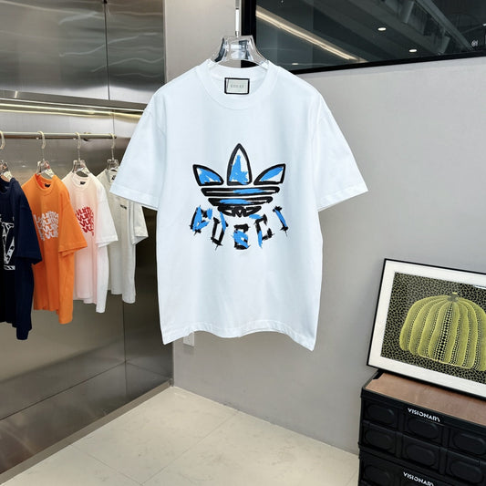 T-shirt à imprimé graphique classique