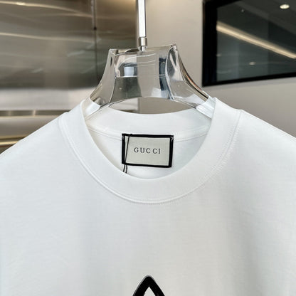 T-shirt à imprimé graphique classique
