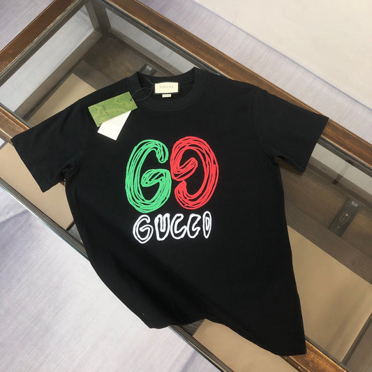T-shirt imprimé rouge et vert