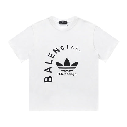 T-shirt imprimé avec de nouvelles lettres