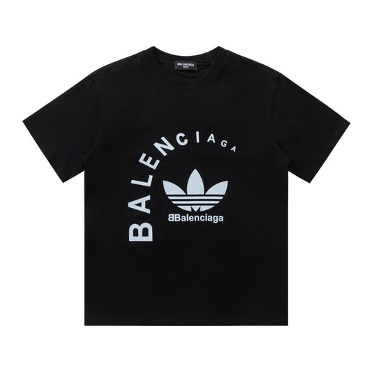 T-shirt imprimé avec de nouvelles lettres