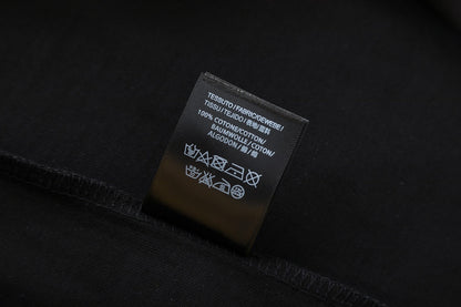 T-shirt imprimé avec de nouvelles lettres